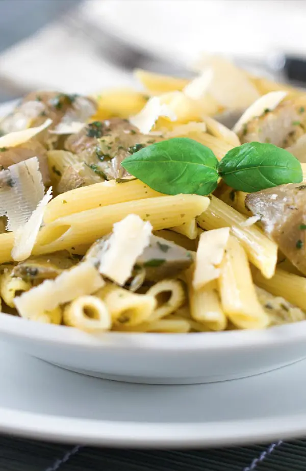 Pasta con alcachofas