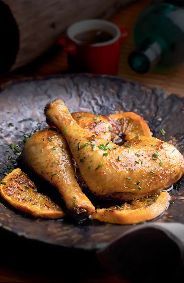 Cuartos de pollo a la naranja glaseados con sirope de arce